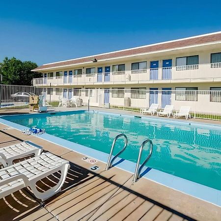 Park Inn By Radisson, Торнтон Екстер'єр фото