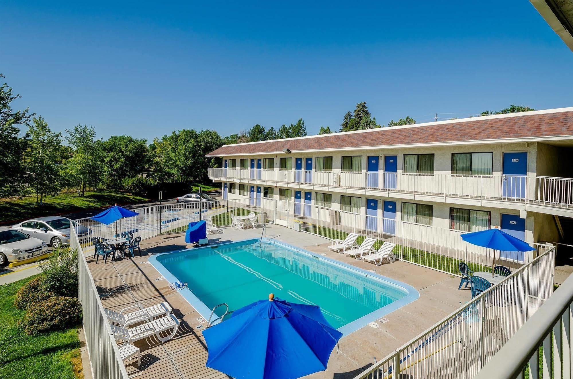 Park Inn By Radisson, Торнтон Екстер'єр фото